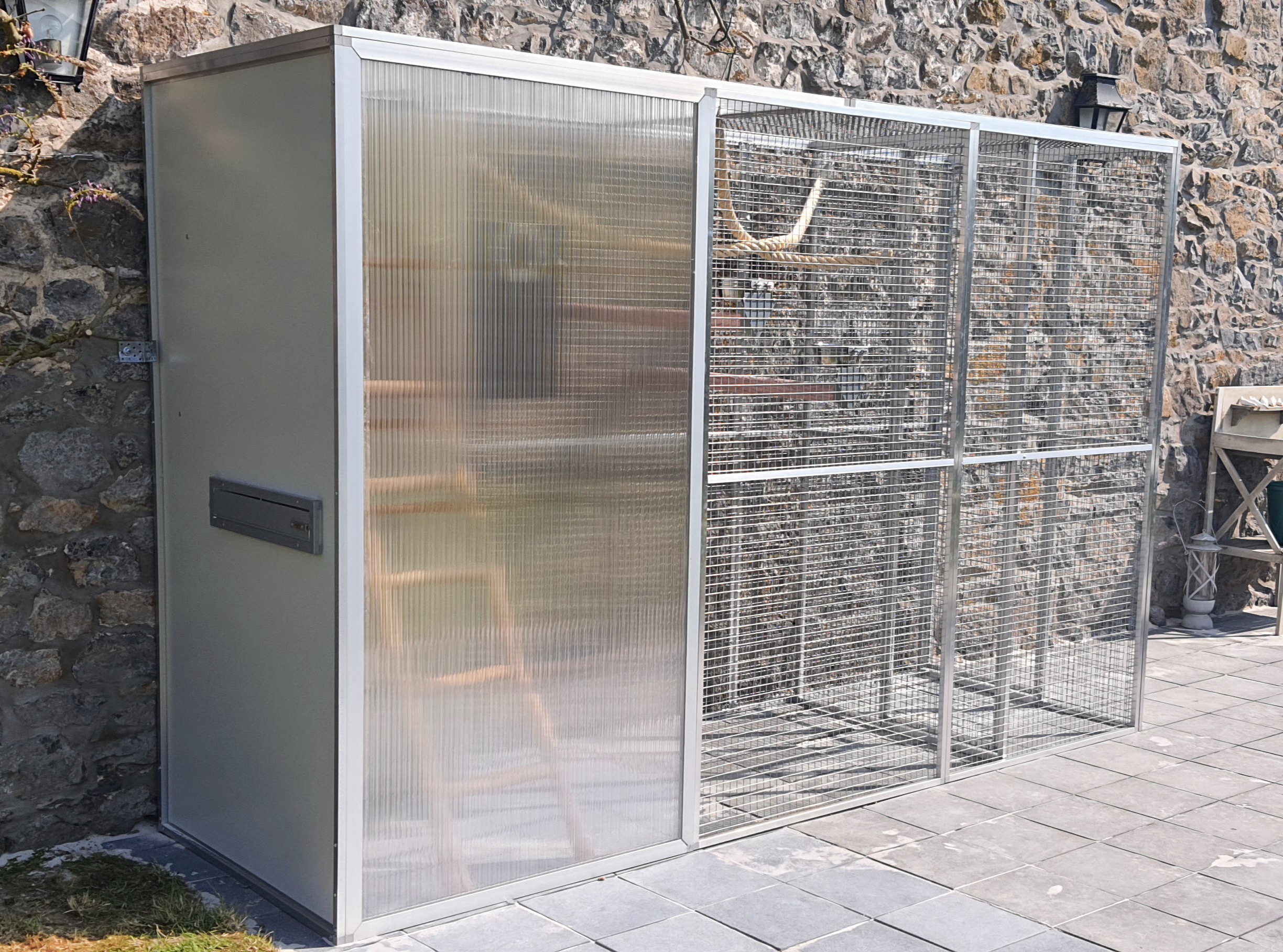 Volières et cages d'élevage en aluminium, Psittacofolie